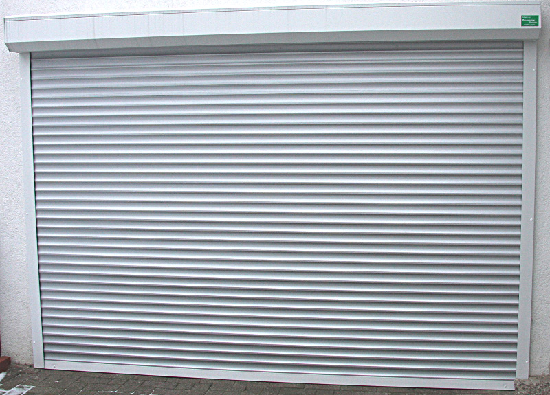 Konfigurator für XL-Aluminium-Vorbaurollladen Modell "S52"